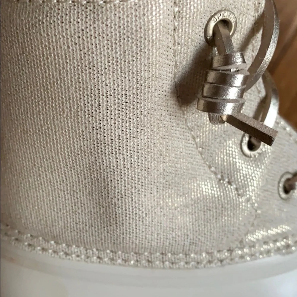 Sperry adorable ivory